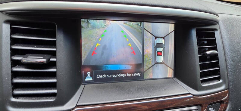 2015 Nissan Pathfinder SL