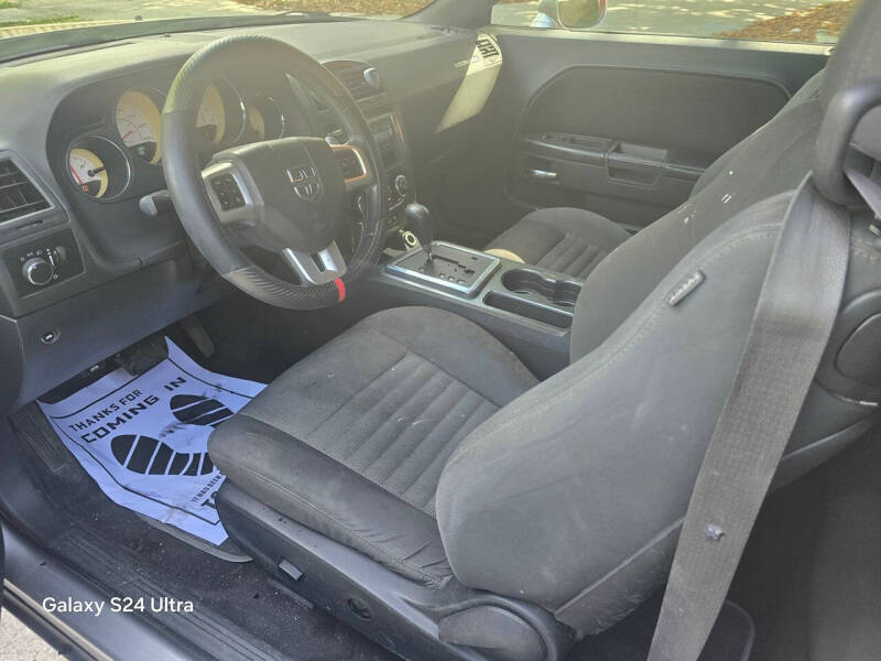 2014 Dodge Challenger SXT