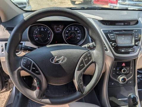 2014 Hyundai Elantra SE