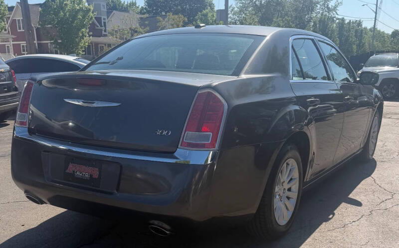 2014 Chrysler 300