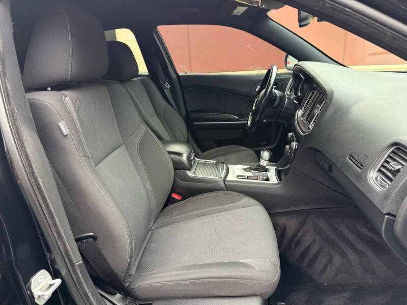 2016 Dodge Charger SXT