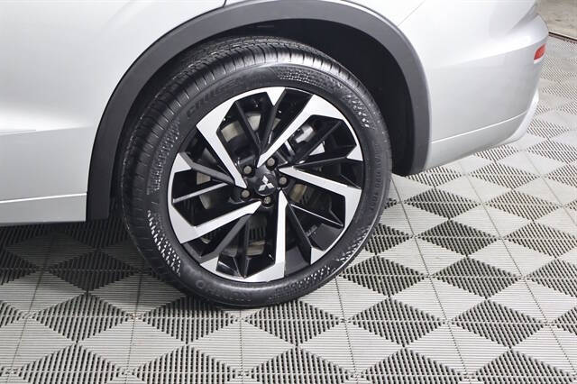 2024 Mitsubishi Outlander SEL