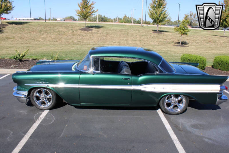 1957 Pontiac Chieftain