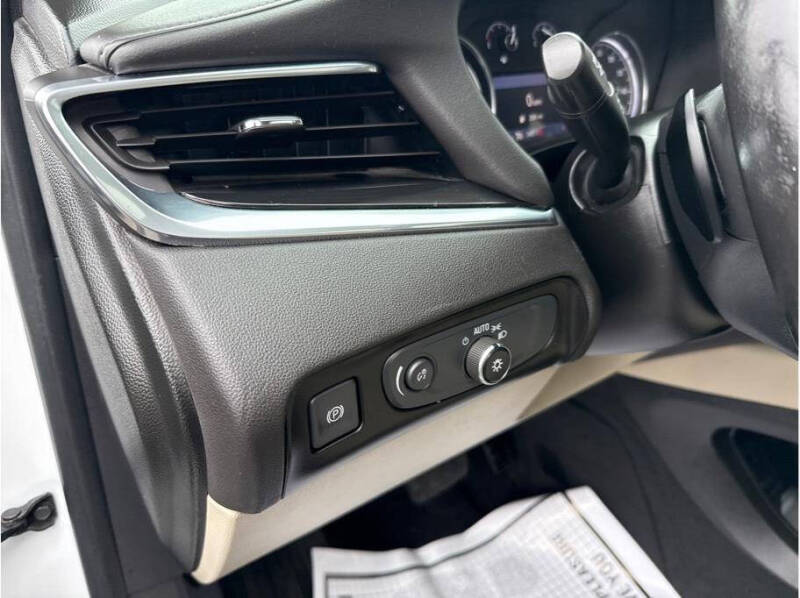 2020 Buick Enclave Essence