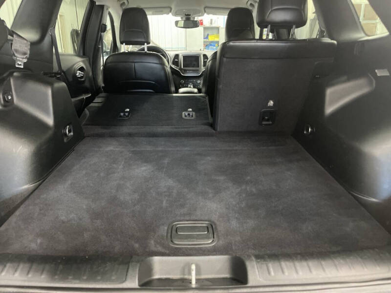 2019 Jeep Cherokee Trailhawk