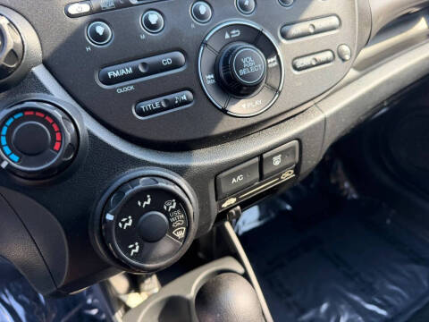 2013 Honda Fit Sport