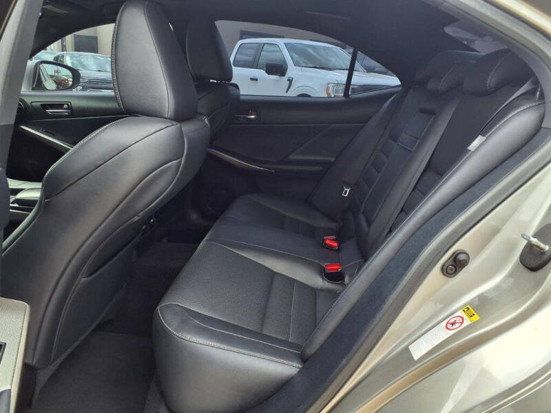 2015 Lexus IS 250