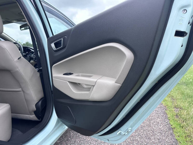 2017 Ford Fiesta Titanium