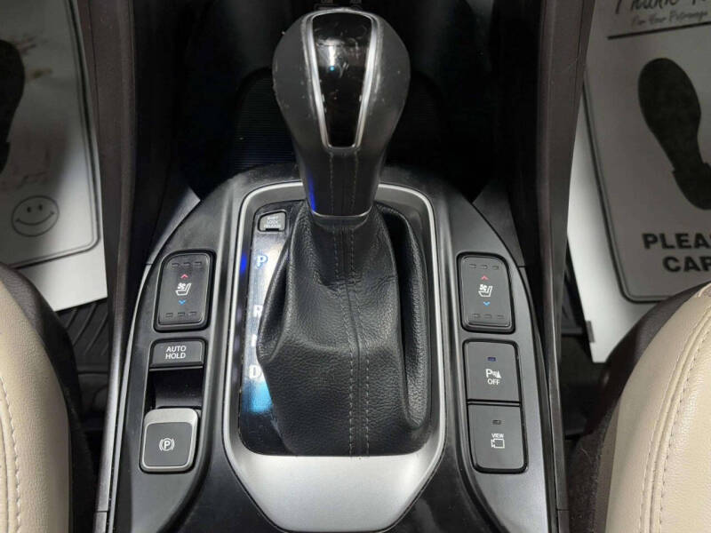 2017 Hyundai Santa Fe Sport 2.0T Ultimate