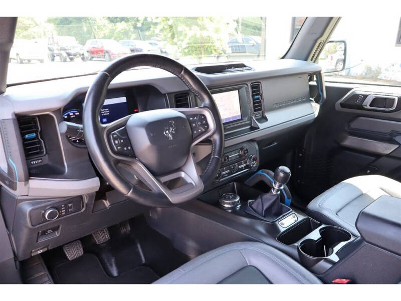 2021 Ford Bronco 2-Door 16