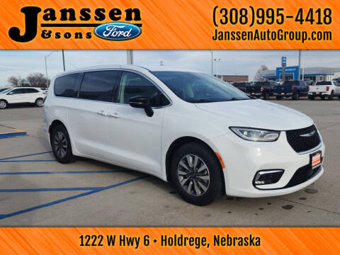 2024 Chrysler Pacifica Plug-In Hybrid