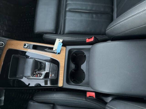 2023 Audi Q5 quattro Premium Plus 40 TFSI