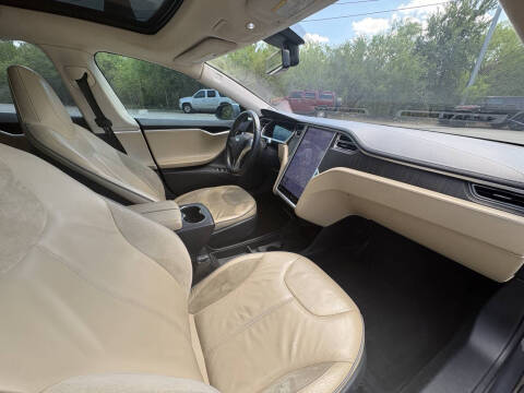 2013 Tesla Model S Performance