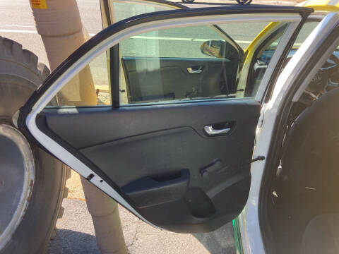 2018 Kia Rio 5-Door LX