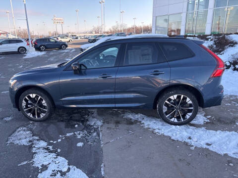 2026 Volvo XC60 B5 Plus
