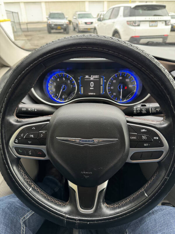 2017 Chrysler Pacifica Touring-L