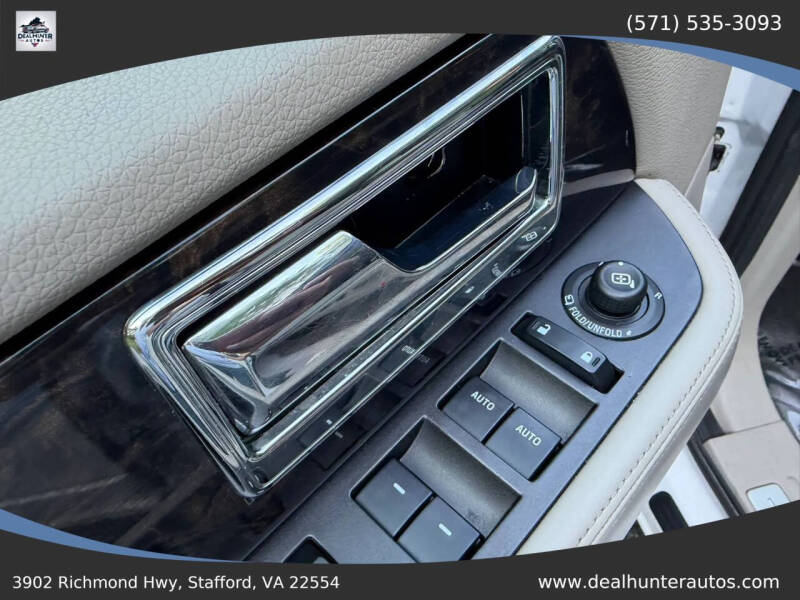 2017 Lincoln Navigator Select