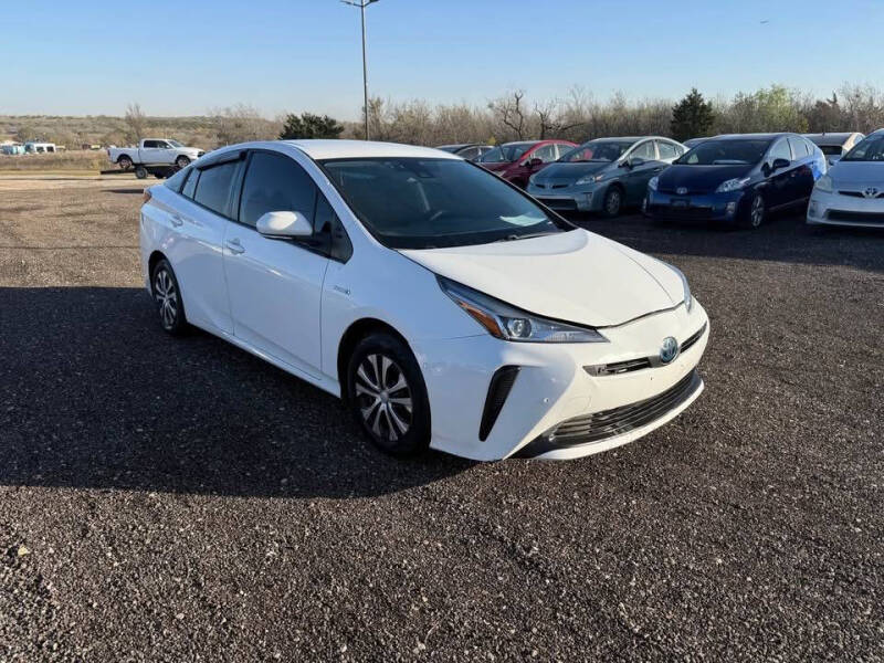 2022 Toyota Prius LE