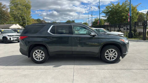 2020 Chevrolet Traverse LT Cloth