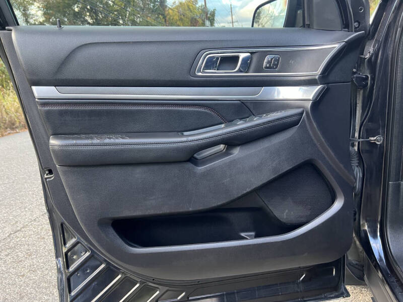 2019 Ford Explorer Sport