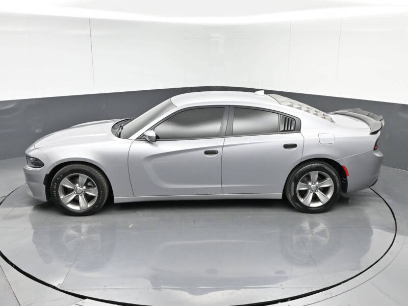 2017 Dodge Charger SXT