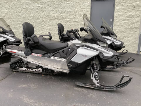 2020 Ski-Doo Grand Touring Sport Rotax®
