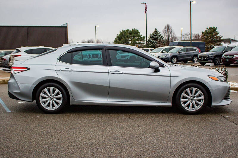 2019 Toyota Camry LE