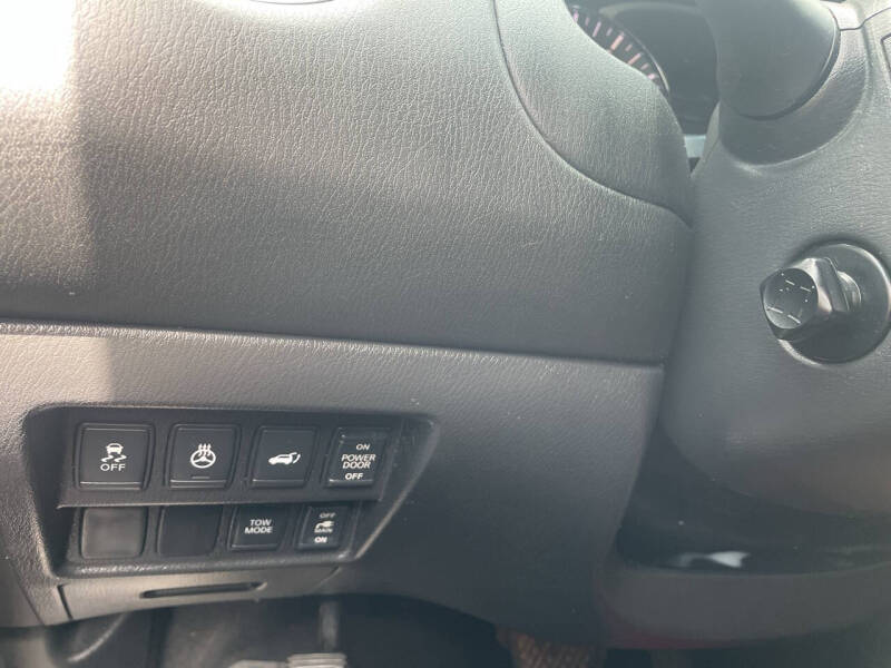 2013 Nissan Pathfinder Platinum