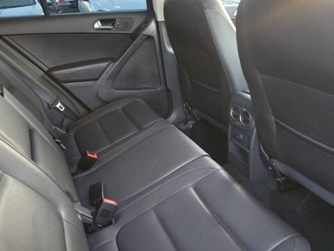 2016 Volkswagen Tiguan 2.0T SE 4Motion