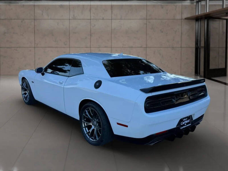 2016 Dodge Challenger SRT 392