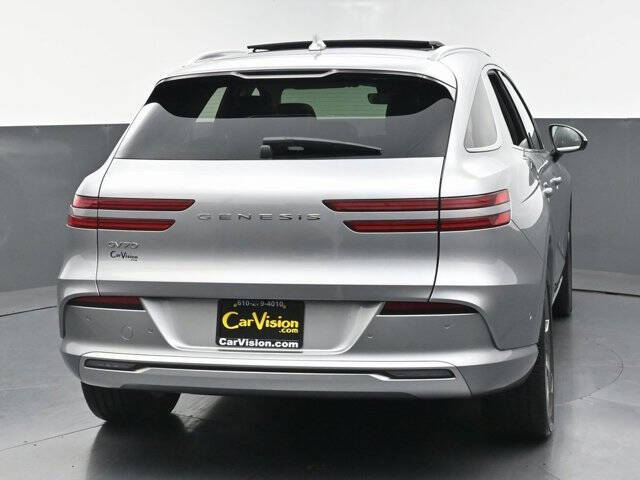 2023 Genesis Electrified GV70