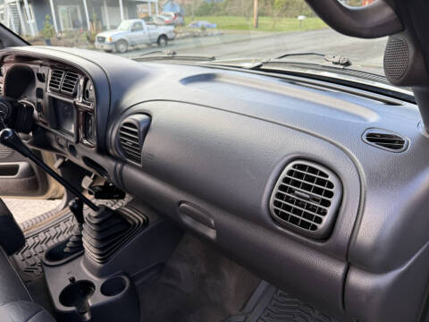 2002 Dodge Ram 2500 SLT Plus