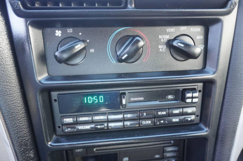 1998 Ford Mustang