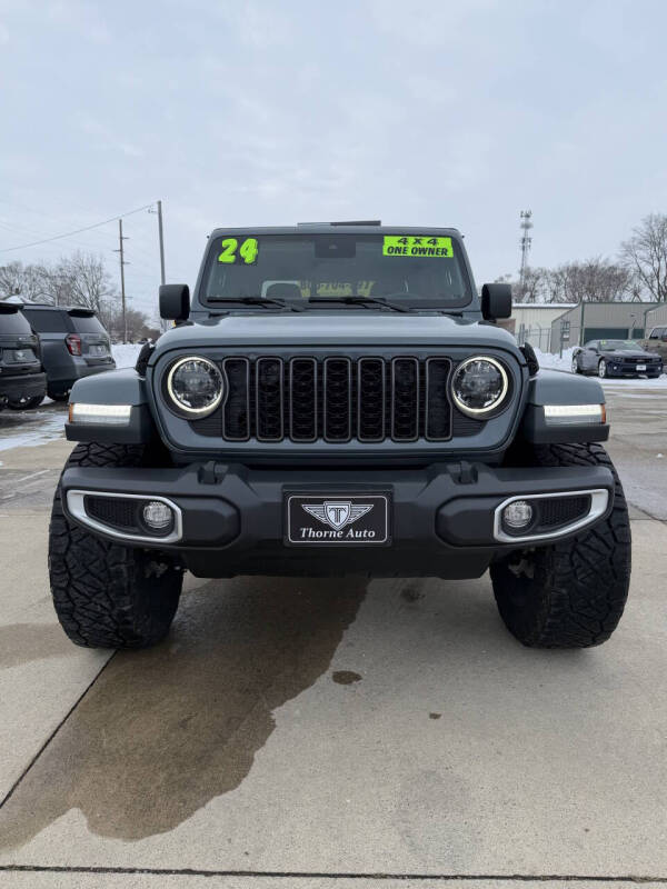 2024 Jeep Gladiator Sport S