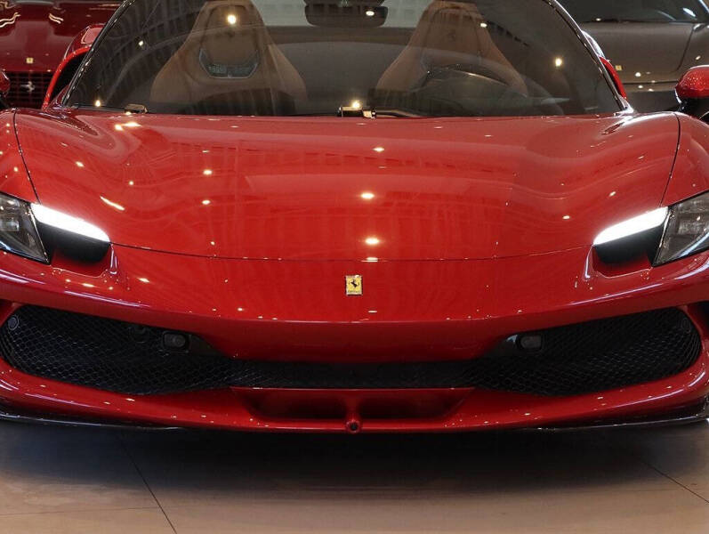 2024 Ferrari 296 GTS