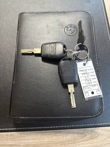 2001 BMW Z3 2.5i