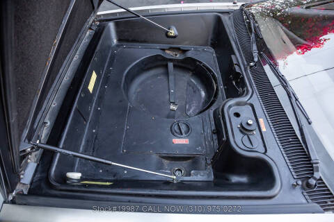1981 DeLorean DMC-12