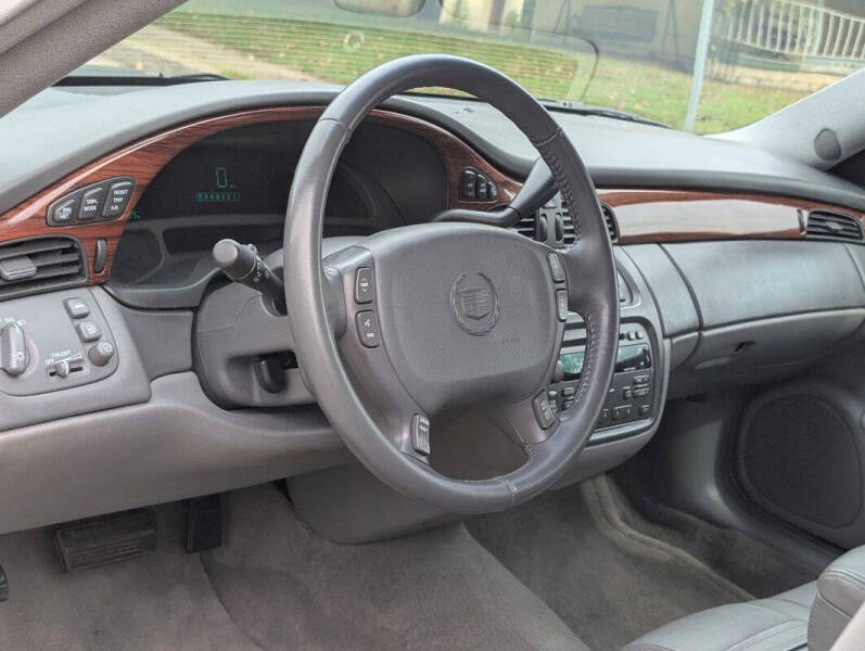 2005 Cadillac DeVille