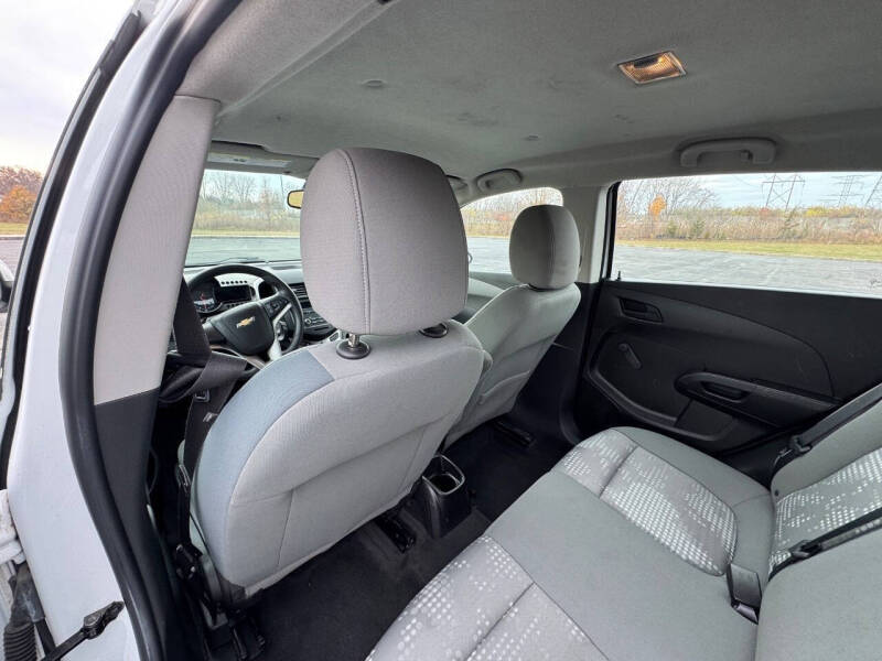 2016 Chevrolet Sonic LS Auto