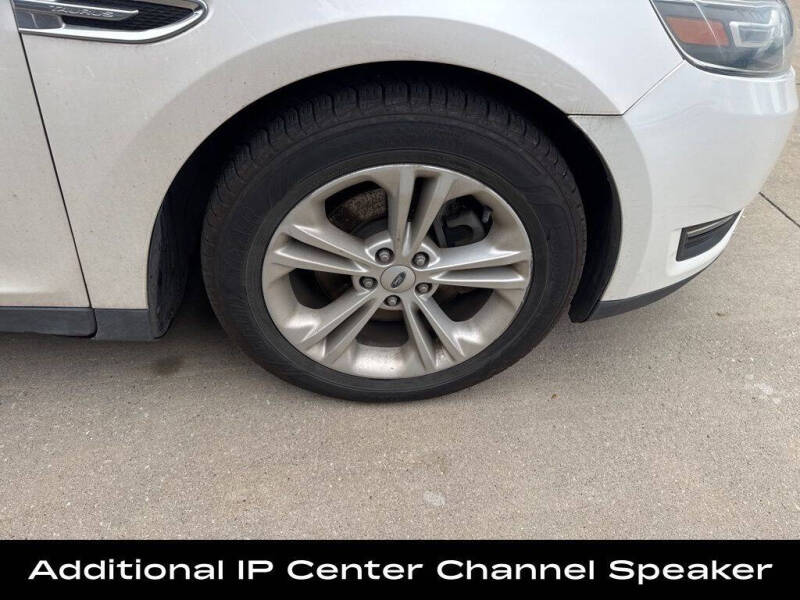 2015 Ford Taurus SEL