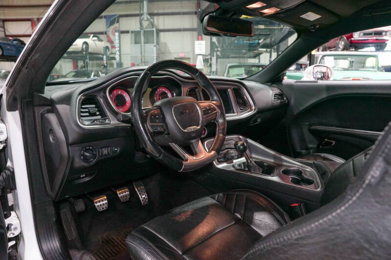 2016 Dodge Challenger SRT Hellcat