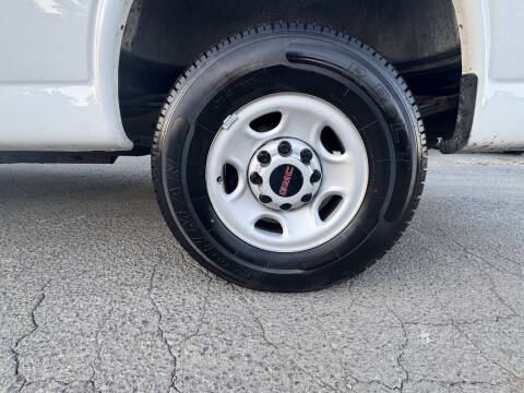 2019 GMC Savana 2500