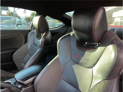 2016 Hyundai Genesis Coupe