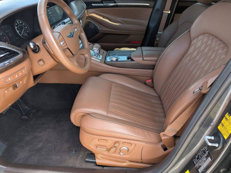 2020 Genesis G90