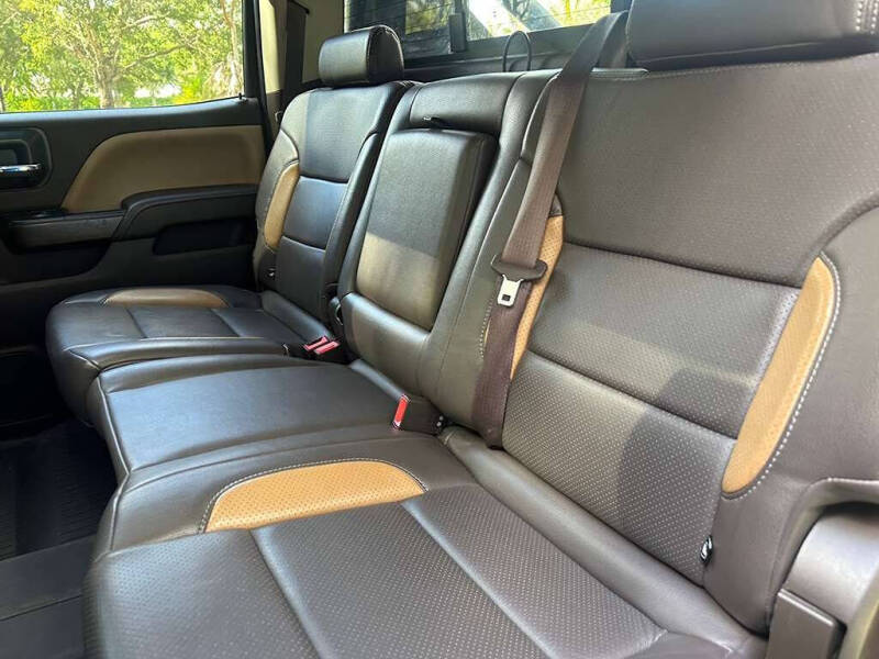 2017 GMC Sierra 2500HD Denali