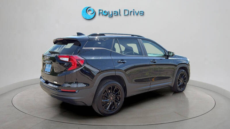 2023 GMC Terrain SLE