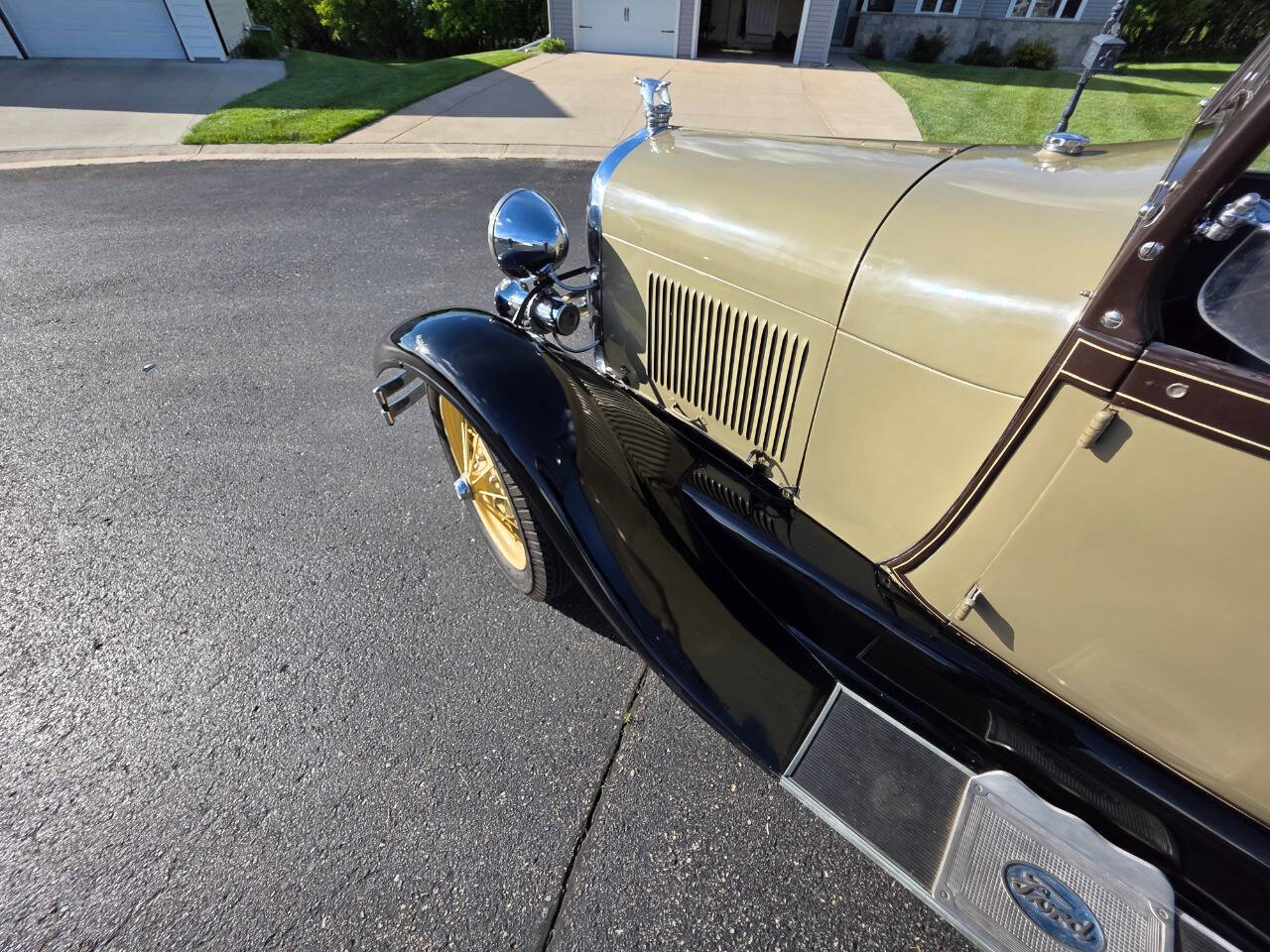 1928 Ford Roadster 30