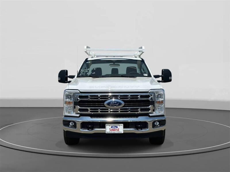 2025 Ford F-350 Super Duty XL
