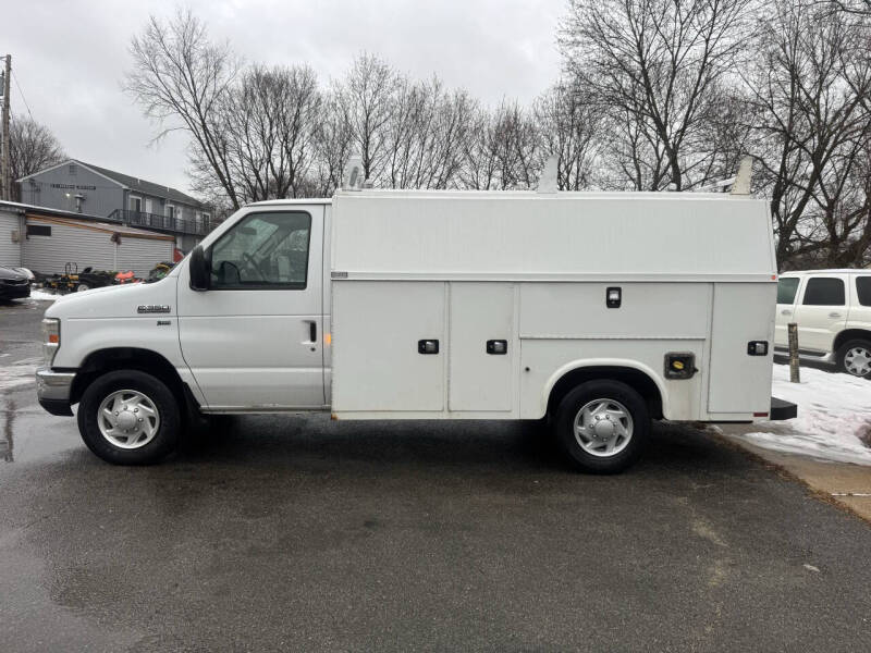 2016 Ford E-Series E-350 SD