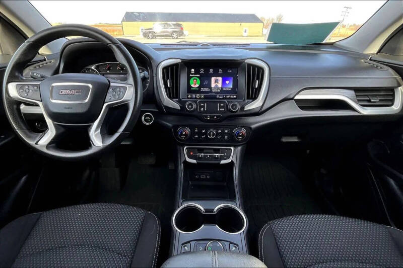 2023 GMC Terrain SLE